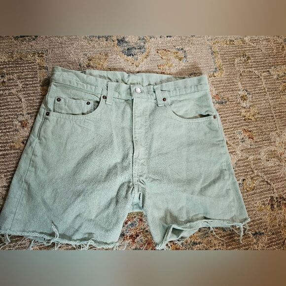 Vintage Levis Cut Off Shorts, Sz 34 With 5" Inseam. Excellent Condition - Picture 3 of 6
